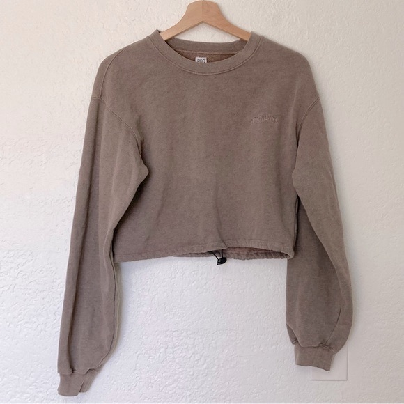BDG Tops - BDG Jeans Logo Cropped Brown Crew Sweatshirt Bubble Hem elastic band, Size XS